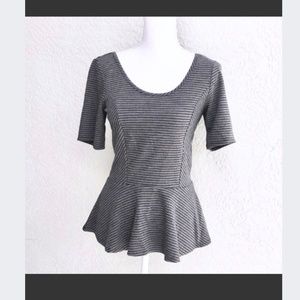 5 for 20$NWOT striped Peplum Blouse